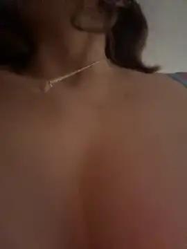 Snapshot of Iris_lee chatting on 09-24-25, 07:39 Iris lee online show from 09-24-25, 07:39