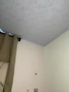 Snapshot of Iris_lee chatting on 10-16-25, 08:32 Iris lee online show from 10-16-25, 08:32