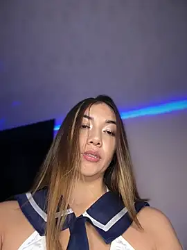 Snapshot of Iris_lee chatting on 05-05-26, 02:52 Iris lee online show from 05-05-26, 02:52