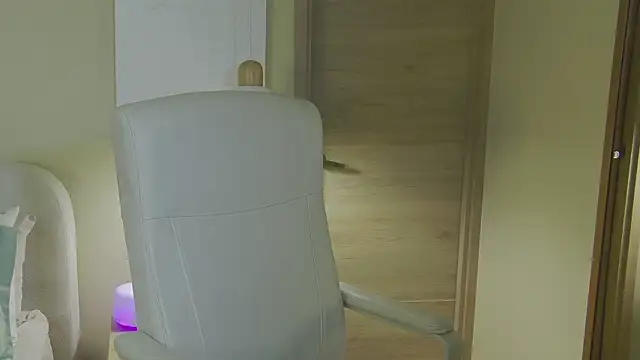 Alessia-miller  online show from 02-11-26, 11:10