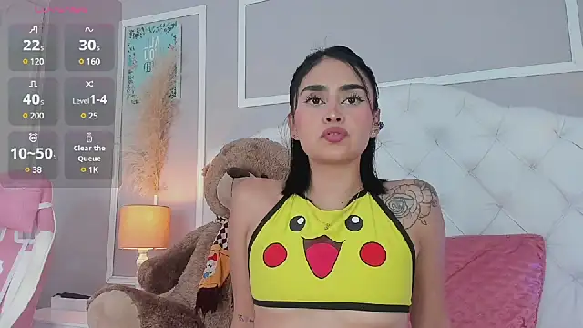 Snapshot of serena_jeyms chatting on 01-02-25, 07:51 serena jeyms online show from 01-02-25, 07:51