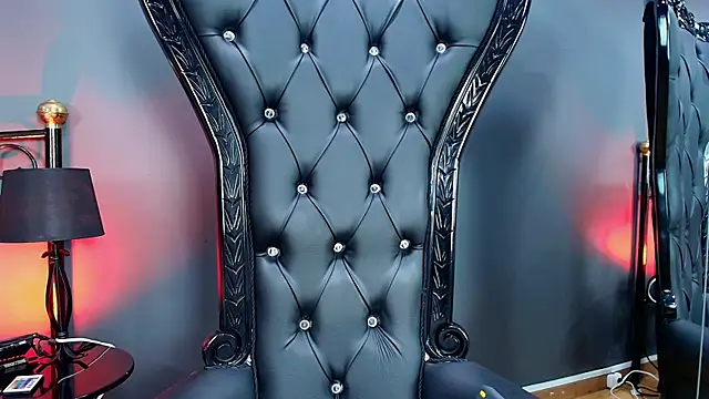 MelaniaKnauss online show from 02-07-25, 08:31