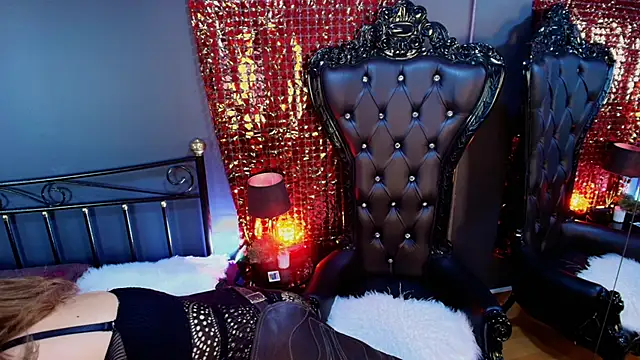 MelaniaKnauss online show from 09-24-25, 08:23