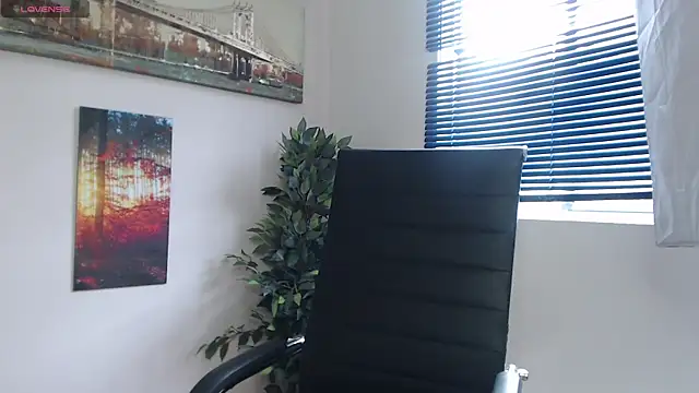 Snapshot of lucy_diiaz chatting on 12-26-24, 07:05 lucy diiaz online show from 12-26-24, 07:05