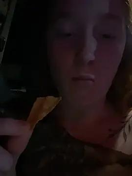 Snapshot of gingerbabe18 chatting on 02-17-25, 02:09 gingerbabe18 online show from 02-17-25, 02:09