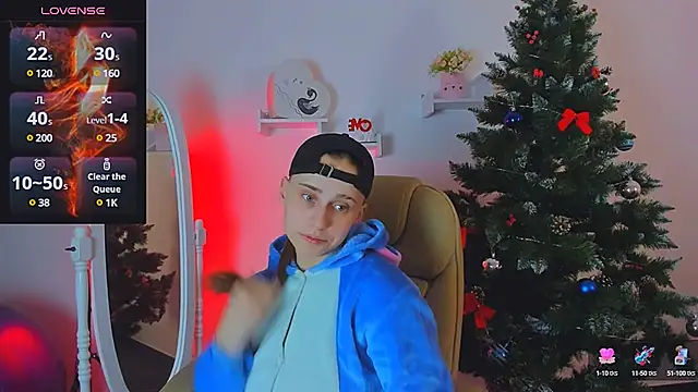 Snapshot of Dolly__Queen_ chatting on 12-11-24, 08:28 Dolly Queen online show from 12-11-24, 08:28