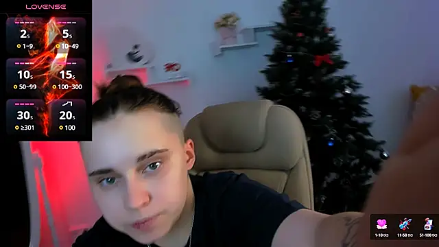 Snapshot of Dolly__Queen_ chatting on 01-12-25, 11:26 Dolly Queen online show from 01-12-25, 11:26