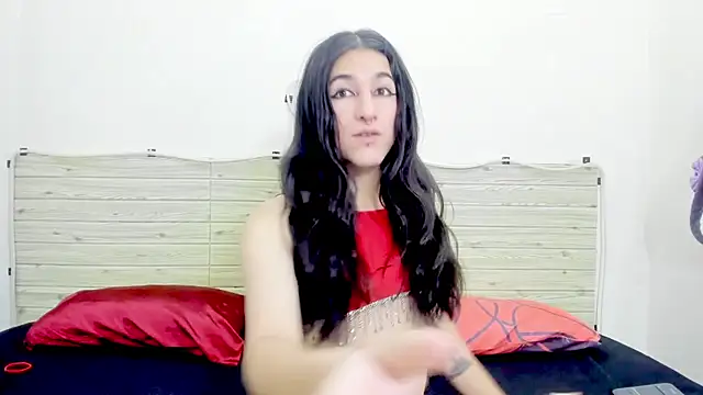 Evil Queen13 online show from 12-18-25, 07:31