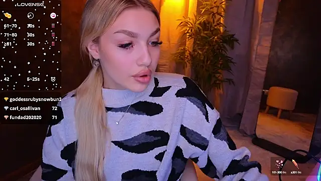 Ella Milla online show from 01-21-25, 08:41