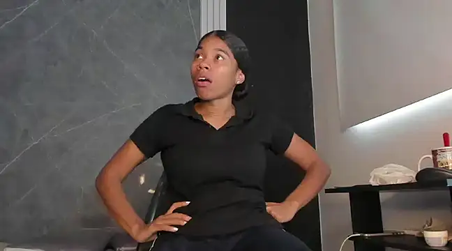 YummyDuooo online show from 02-04-25, 12:22