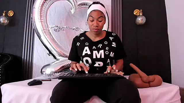 YummyDuooo online show from 04-19-26, 11:09