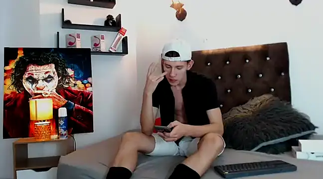 Snapshot of flowers18 chatting on 01-11-25, 09:25 flowers18 online show from 01-11-25, 09:25