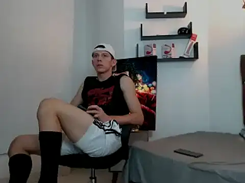 flowers18 online show from 01-25-25, 12:27