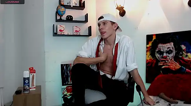 Snapshot of flowers18 chatting on 03-04-25, 01:01 flowers18 online show from 03-04-25, 01:01