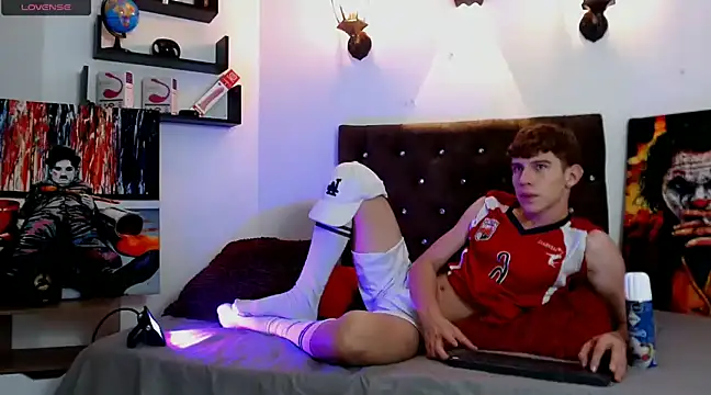 Snapshot of flowers18 chatting on 03-05-25, 10:10 flowers18 online show from 03-05-25, 10:10