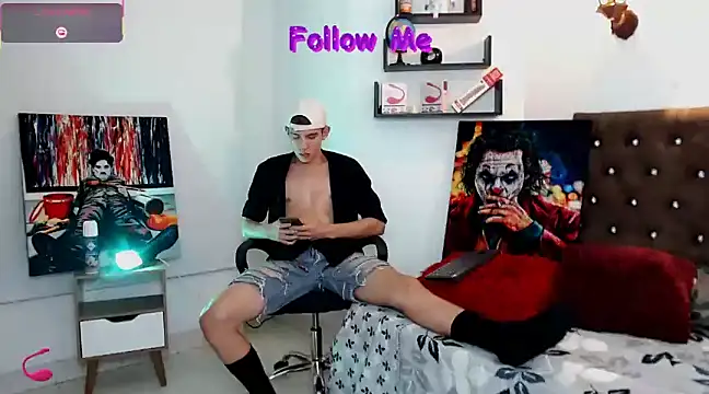 Snapshot of flowers18 chatting on 03-10-25, 02:06 flowers18 online show from 03-10-25, 02:06