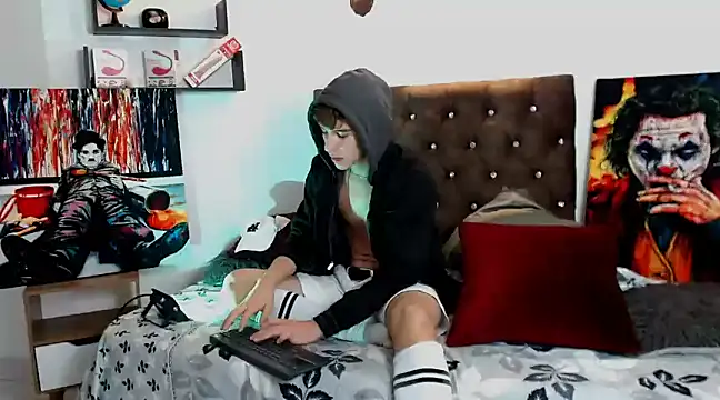 flowers18 online show from 03-14-25, 09:43