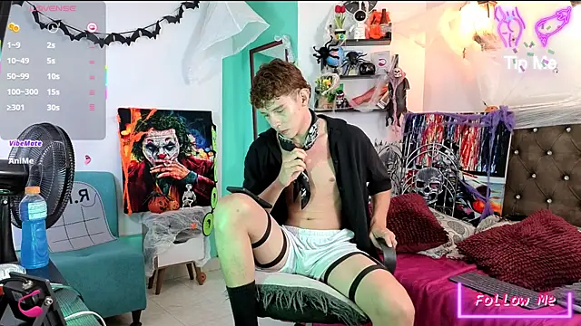 Snapshot of flowers18 chatting on 10-16-25, 05:25 flowers18 online show from 10-16-25, 05:25