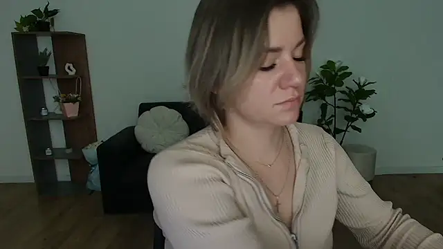 MariaSttone online show from 12-23-24, 03:33