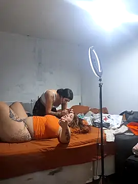 Snapshot of Naturalmenteyoo chatting on 03-04-26, 01:11 Naturalmenteyoo online show from 03-04-26, 01:11