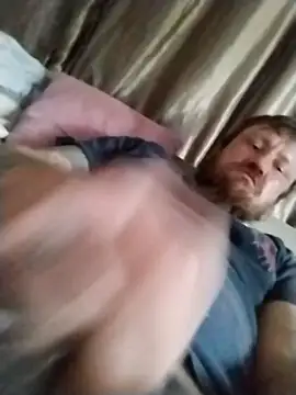 hornygiltz92 online show from 04-09-26, 07:41