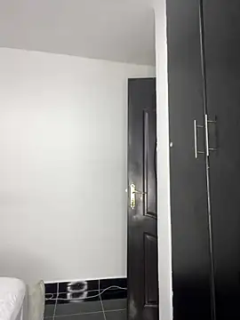 Snapshot of prettiepearl chatting on 02-09-26, 08:02 prettiepearl online show from 02-09-26, 08:02