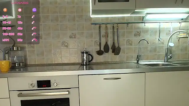 MilfeaN online show from 09-19-25, 07:32