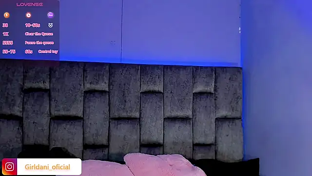 Snapshot of Liittle_foxxxy chatting on 01-28-25, 05:22 Liittle foxxxy online show from 01-28-25, 05:22