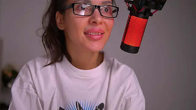 Snapshot of Mila_May_ chatting on 01-26-25, 10:57 Mila May online show from 01-26-25, 10:57