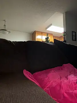 Snapshot of ladylavish chatting on 12-20-24, 06:40 ladylavish online show from 12-20-24, 06:40