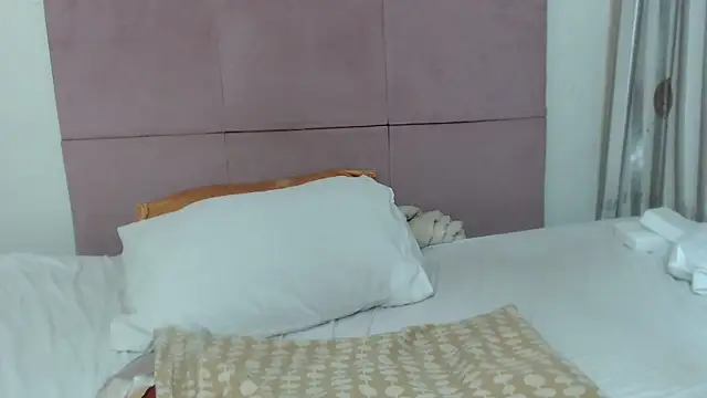 Snapshot of DAIRYBELLELIZxx chatting on 01-31-25, 09:59 DAIRYBELLELIZxx online show from 01-31-25, 09:59