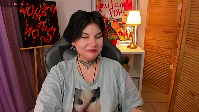 Snapshot of mekurisu chatting on 01-31-25, 04:36 mekurisu online show from 01-31-25, 04:36