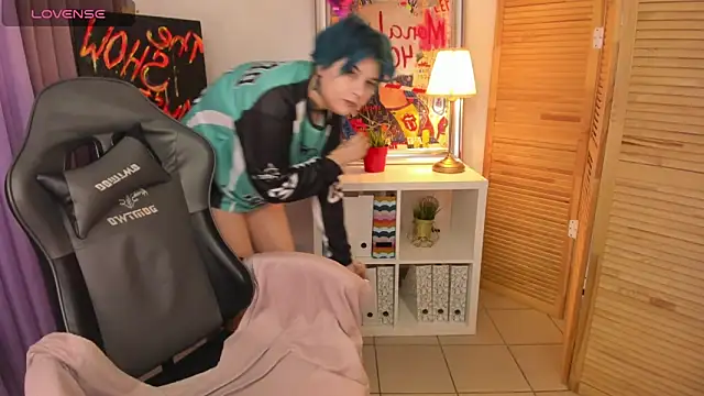 Snapshot of mekurisu chatting on 02-10-25, 08:20 mekurisu online show from 02-10-25, 08:20