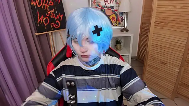 Snapshot of mekurisu chatting on 09-14-25, 01:05 mekurisu online show from 09-14-25, 01:05