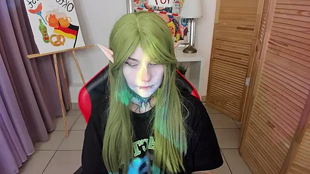 Snapshot of mekurisu chatting on 10-09-25, 01:14 mekurisu online show from 10-09-25, 01:14