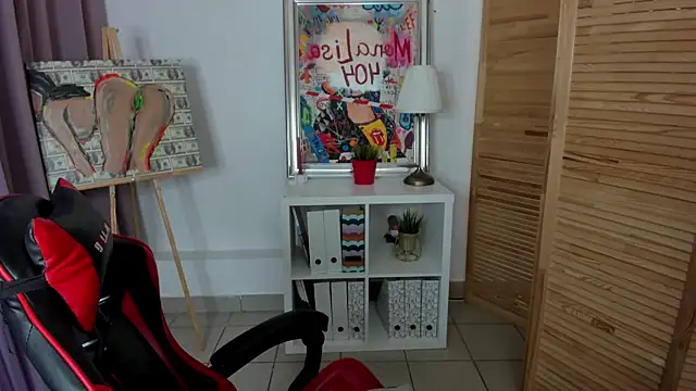 Snapshot of mekurisu chatting on 10-15-25, 01:28 mekurisu online show from 10-15-25, 01:28