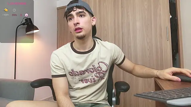 Snapshot of zenn_rush1 chatting on 02-03-25, 01:51 zenn rush1 online show from 02-03-25, 01:51