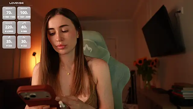 Coconutkittyy online show from 08-04-26, 06:10