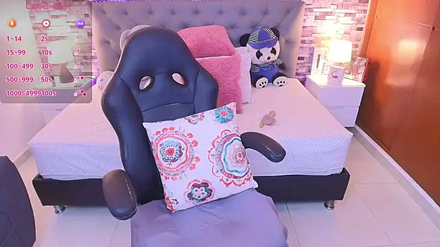 italy   boobs online show from 11-14-25, 10:58