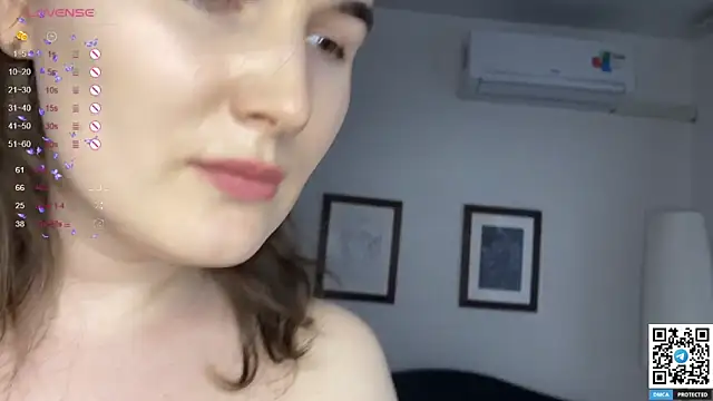 Snapshot of Maria_Bowie chatting on 02-28-25, 02:42 Maria Bowie online show from 02-28-25, 02:42