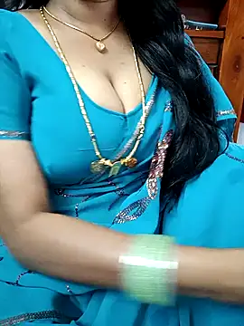 Snapshot of amala_ss chatting on 01-24-25, 06:24 amala ss online show from 01-24-25, 06:24