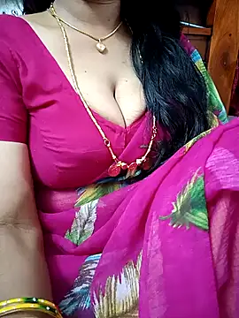 Snapshot of amala_ss chatting on 01-26-25, 03:36 amala ss online show from 01-26-25, 03:36