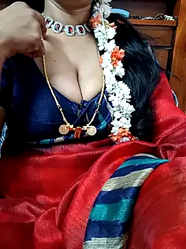 Snapshot of amala_ss chatting on 02-01-25, 04:46 amala ss online show from 02-01-25, 04:46