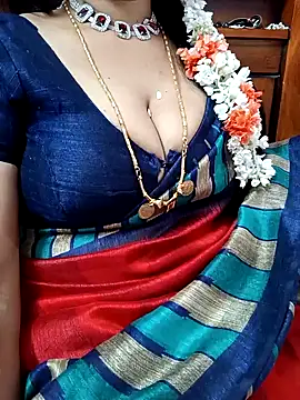 Snapshot of amala_ss chatting on 02-01-25, 10:59 amala ss online show from 02-01-25, 10:59