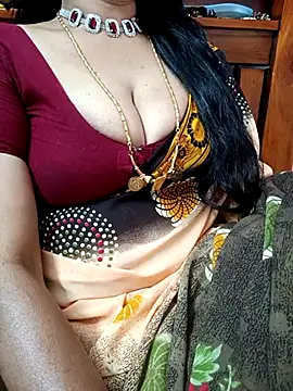 Snapshot of amala_ss chatting on 02-16-25, 11:05 amala ss online show from 02-16-25, 11:05