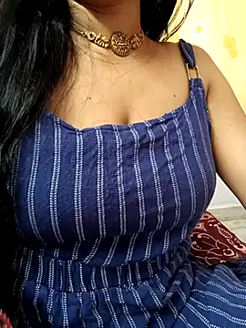 Snapshot of amala_ss chatting on 09-20-25, 03:40 amala ss online show from 09-20-25, 03:40