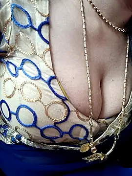 Snapshot of amala_ss chatting on 10-03-25, 08:00 amala ss online show from 10-03-25, 08:00