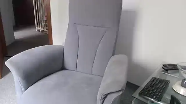 ak616263 online show from 11-04-25, 12:48