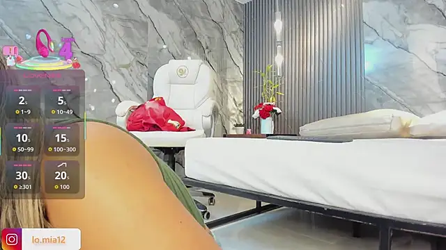 Snapshot of julietha_taylor chatting on 02-22-26, 12:45 julietha taylor online show from 02-22-26, 12:45