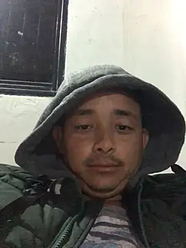 isacalejandroo online show from 01-04-25, 01:52